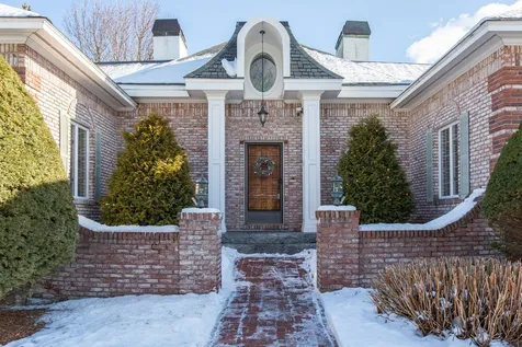 146 Highview Terrace Manchester NH 03104