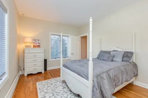 146 Highview Terrace Manchester NH 03104