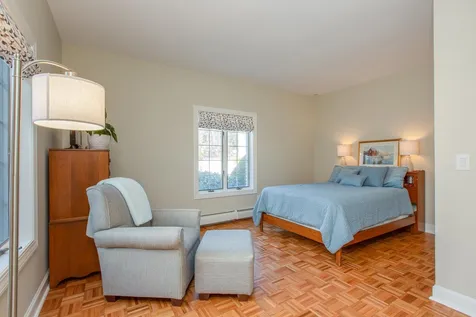 146 Highview Terrace Manchester NH 03104