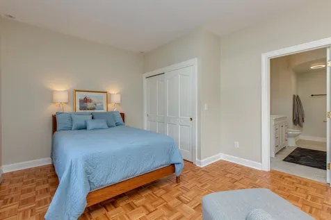 146 Highview Terrace Manchester NH 03104