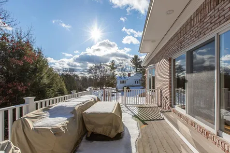 146 Highview Terrace Manchester NH 03104