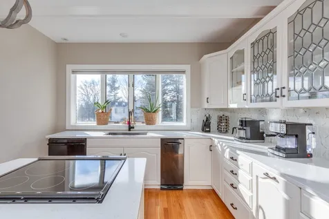 146 Highview Terrace Manchester NH 03104