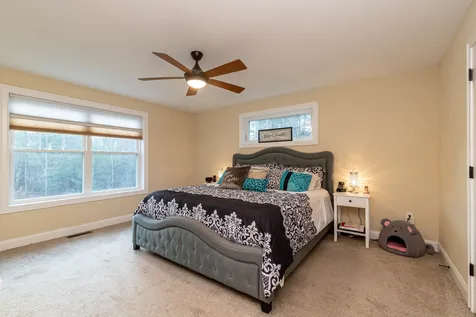 40 Tolend Road Barrington NH 03825