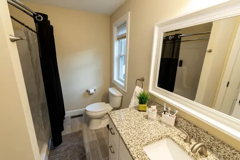 40 Tolend Road Barrington NH 03825