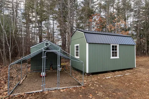 40 Tolend Road Barrington NH 03825