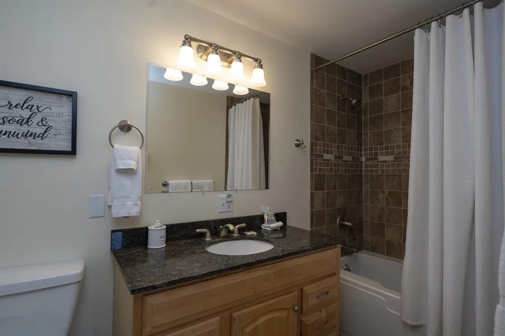 350 Lyman Batcheller Road Hartford VT 05059