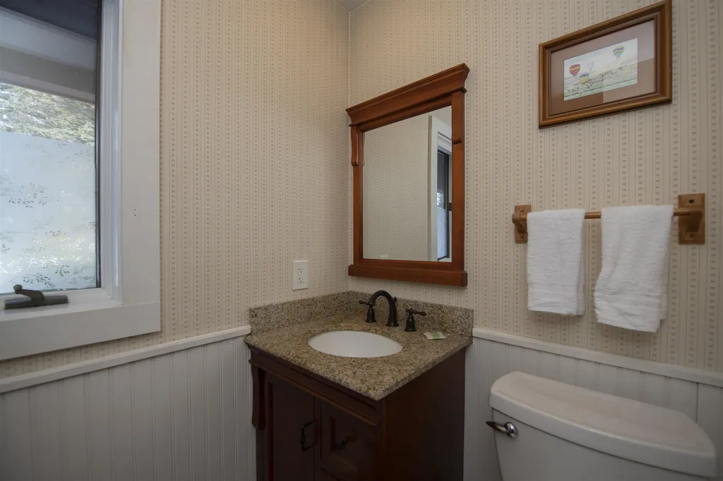 350 Lyman Batcheller Road Hartford VT 05059