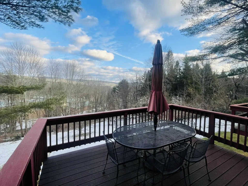 350 Lyman Batcheller Road Hartford VT 05059
