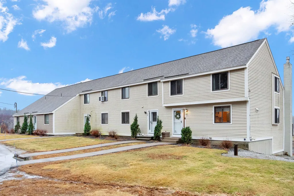 71 Old Nashua Road Londonderry NH 03053