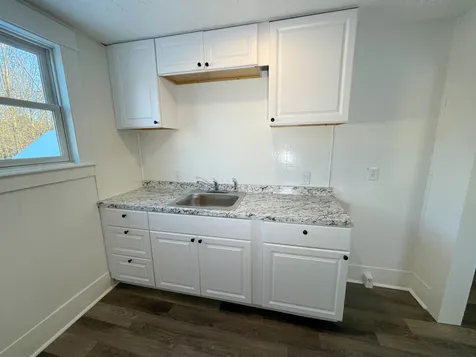 5 Electric Avenue Rochester NH 03839