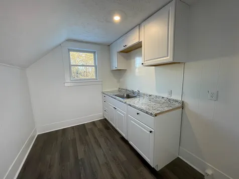 5 Electric Avenue Rochester NH 03839