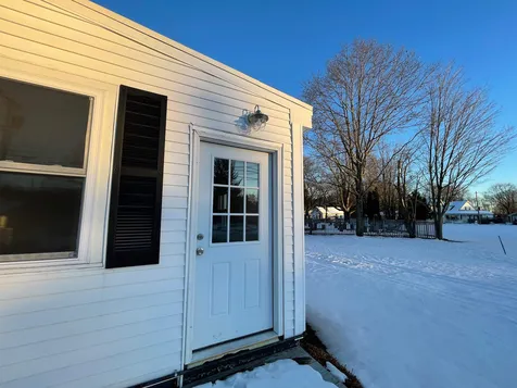 5 Electric Avenue Rochester NH 03839