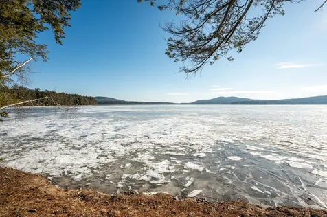 47 Lake Shore Drive Effingham NH 03882