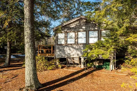47 Lake Shore Drive Effingham NH 03882