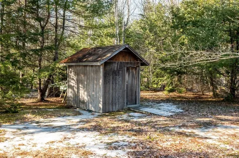 47 Lake Shore Drive Effingham NH 03882