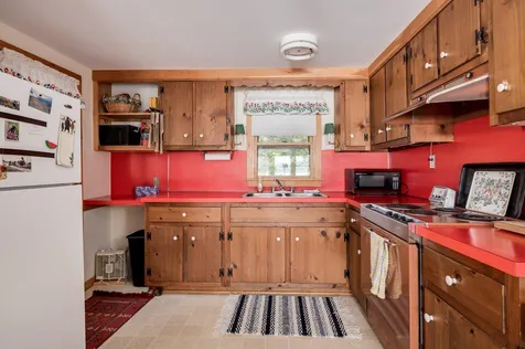 47 Lake Shore Drive Effingham NH 03882