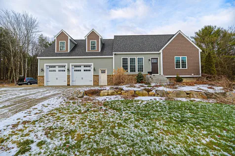 3 Elkins Road Epsom NH 03234