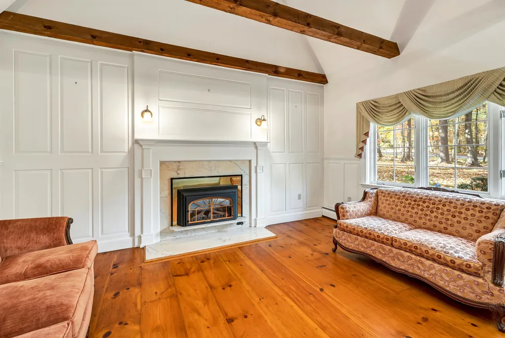 17 Dwinell Drive Concord NH 03301