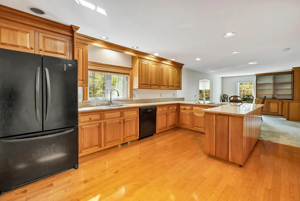 17 Dwinell Drive Concord NH 03301