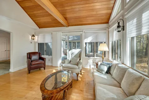 17 Dwinell Drive Concord NH 03301