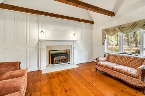 17 Dwinell Drive Concord NH 03301