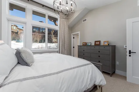 34a Sterling Lane Stowe VT 05672