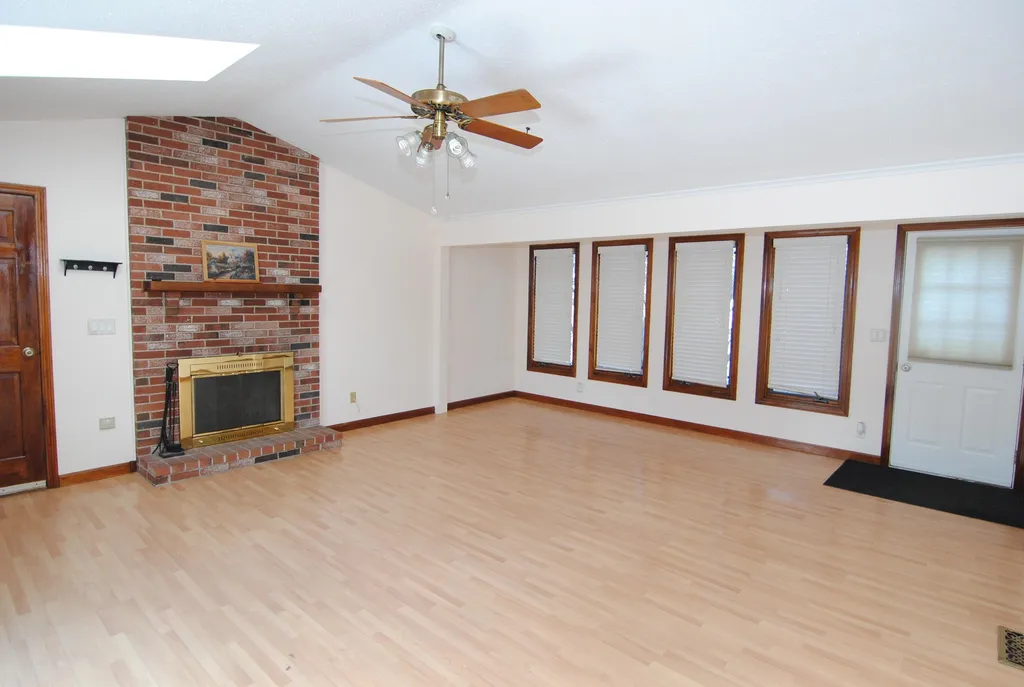 69 Timberline Drive Nashua NH 03062