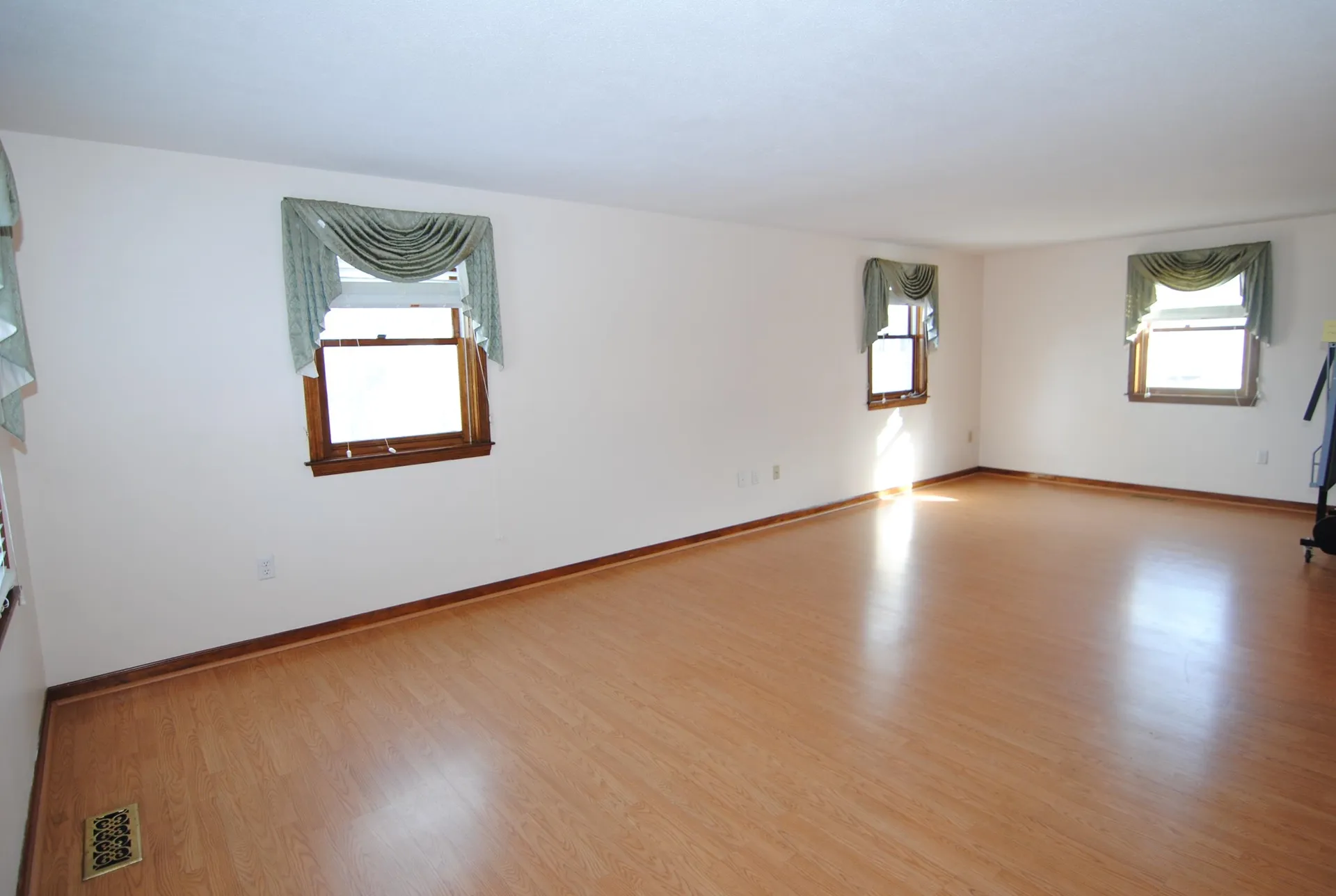 69 Timberline Drive Nashua NH 03062
