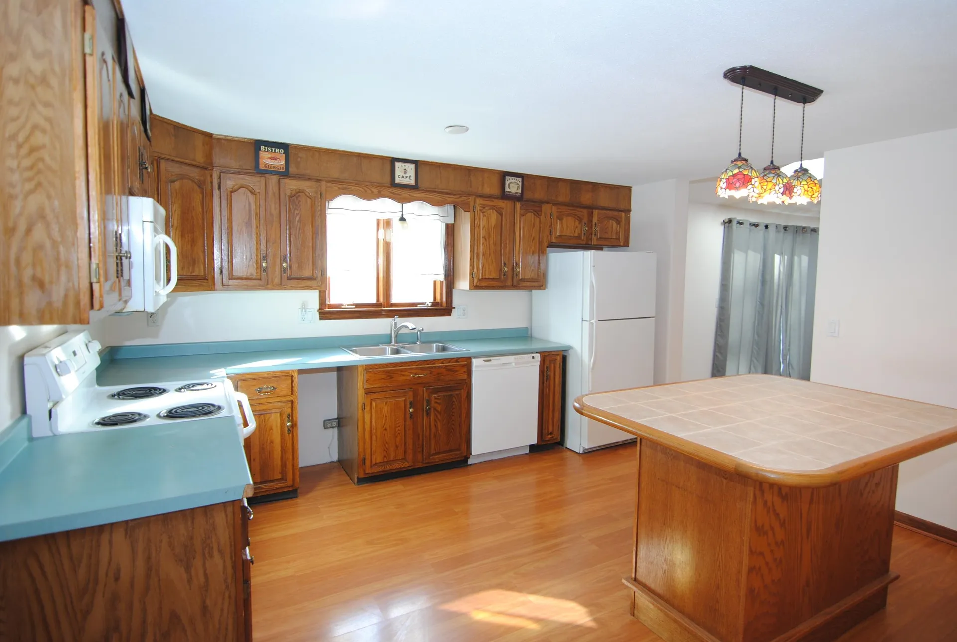 69 Timberline Drive Nashua NH 03062