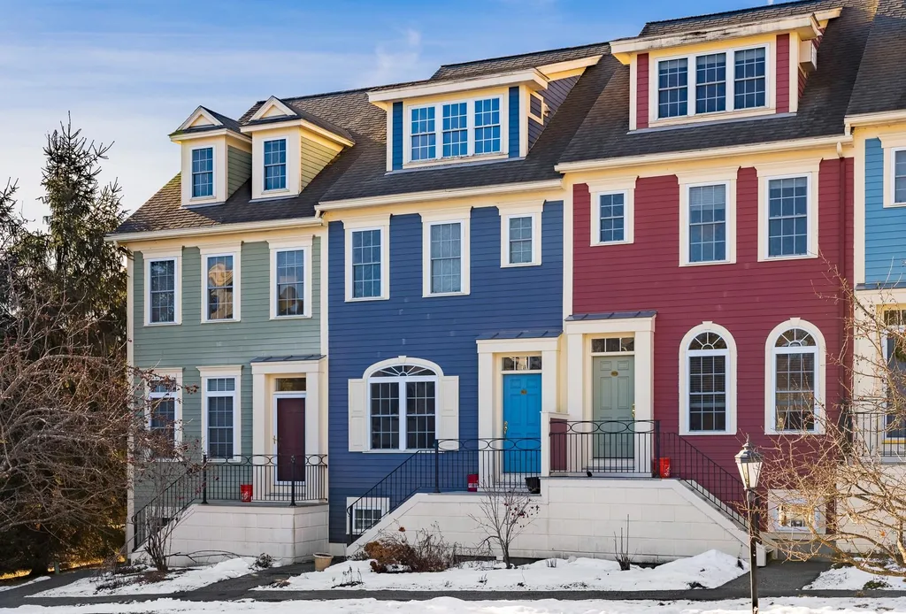 86 Barrister Drive Hartford VT 05001