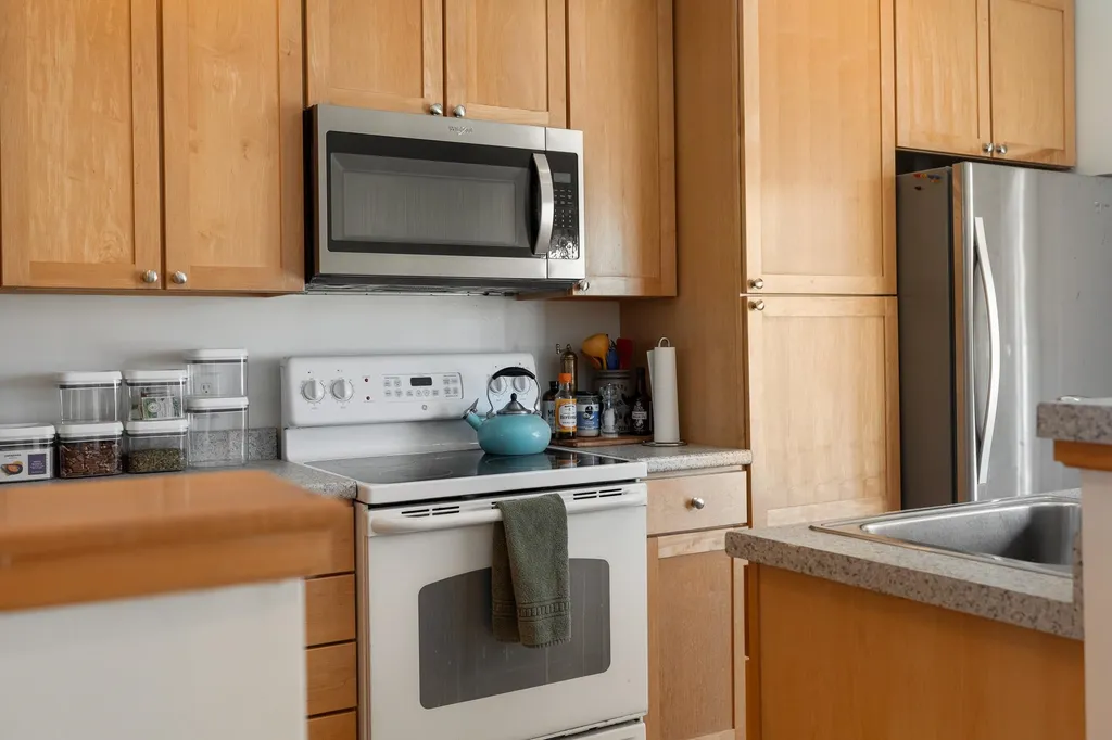 86 Barrister Drive Hartford VT 05001