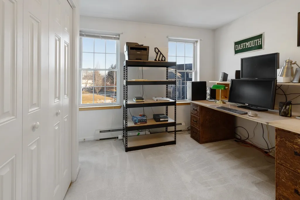 86 Barrister Drive Hartford VT 05001