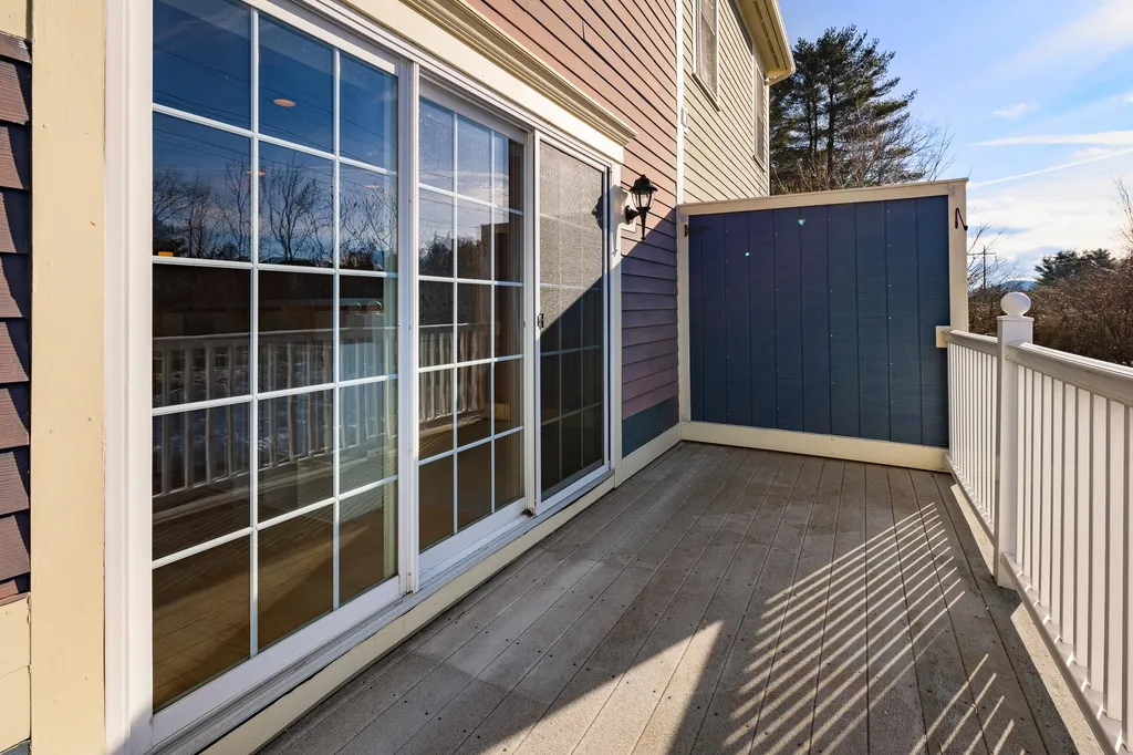 86 Barrister Drive Hartford VT 05001
