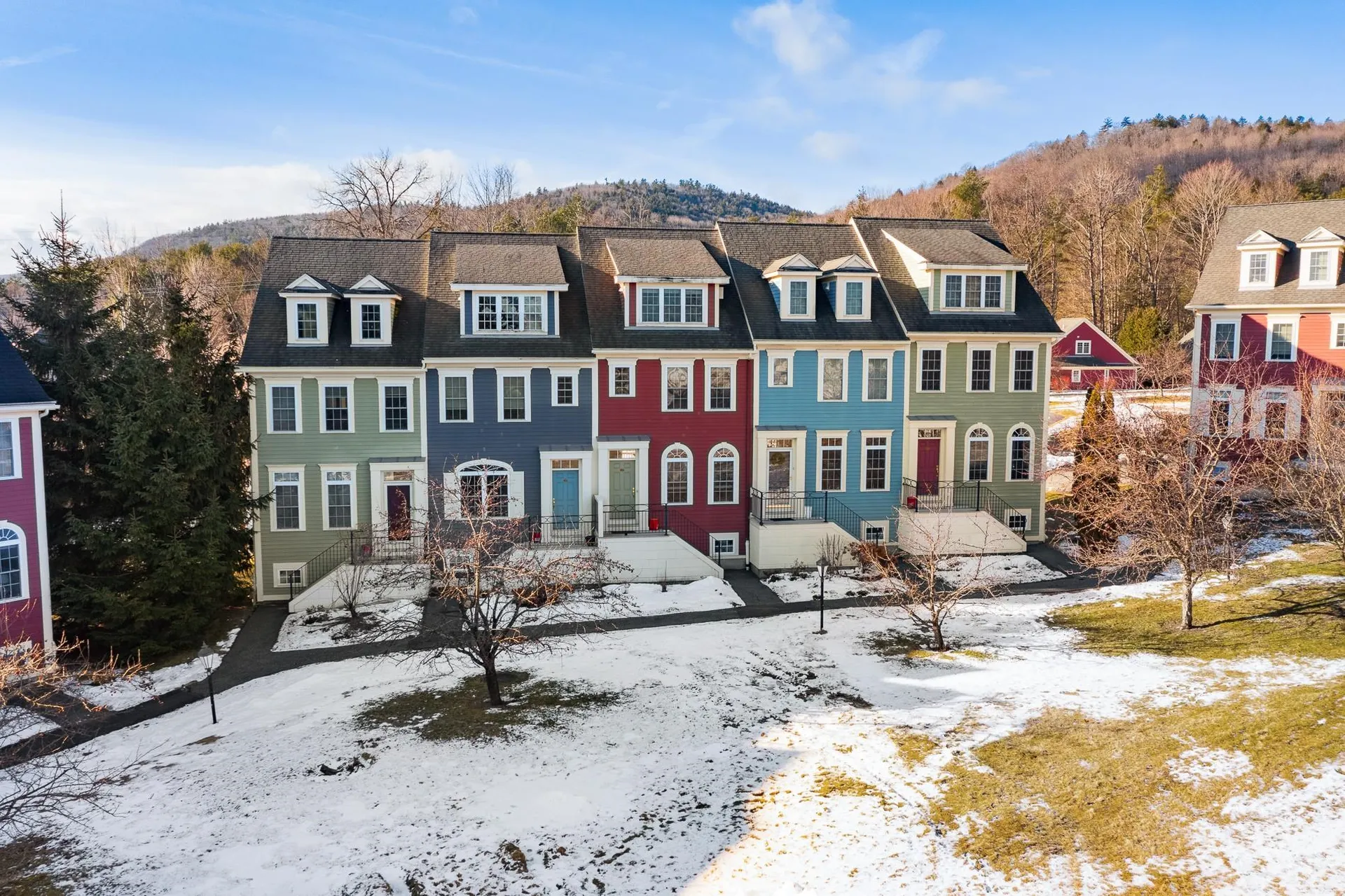 86 Barrister Drive Hartford VT 05001