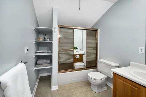 53 Amber Way Conway NH 03813