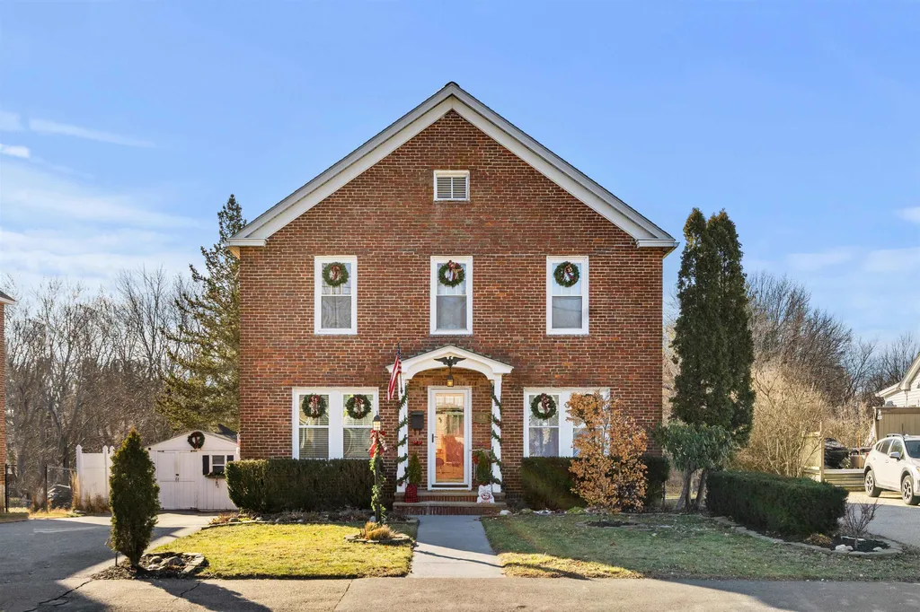 44 Mammoth Road Manchester NH 03109