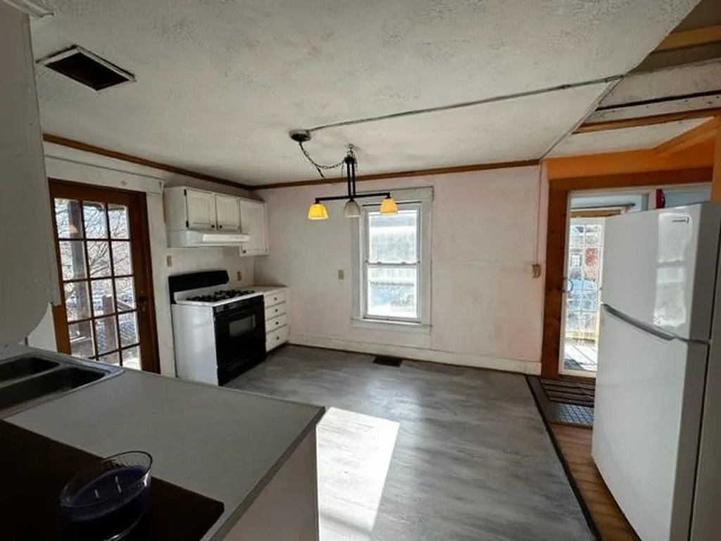24-25 Jordan Court Lebanon NH 03766