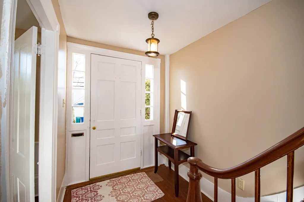 39 Exeter Road Hampton NH 03842