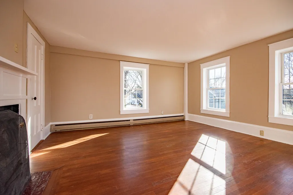 39 Exeter Road Hampton NH 03842