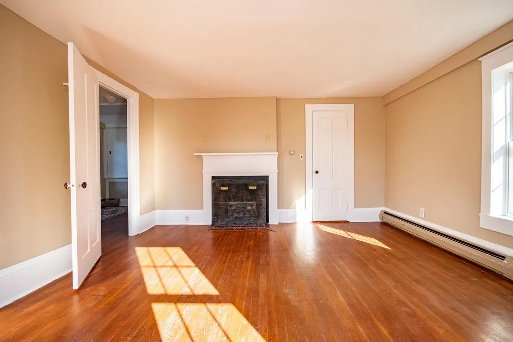 39 Exeter Road Hampton NH 03842
