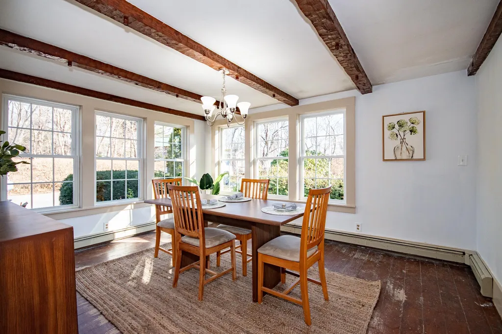 39 Exeter Road Hampton NH 03842