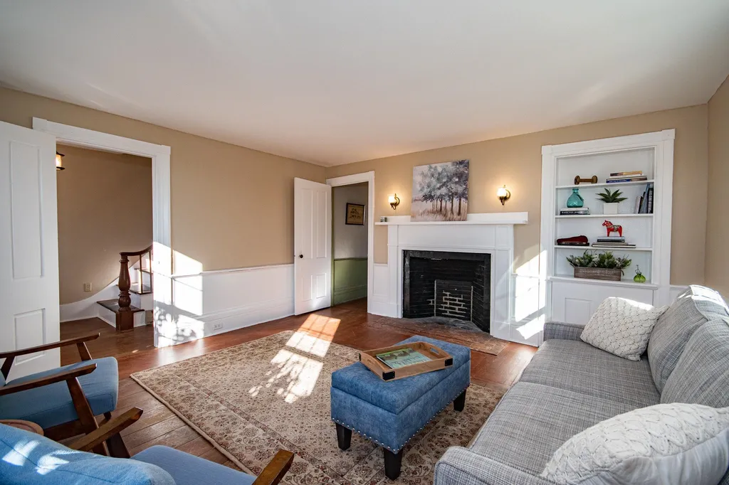 39 Exeter Road Hampton NH 03842