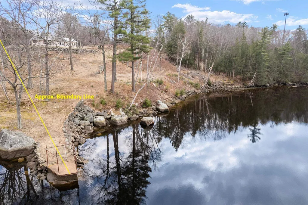 17 Great Cove Drive Newmarket NH 03857