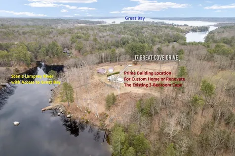 17 Great Cove Drive Newmarket NH 03857