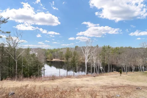 17 Great Cove Drive Newmarket NH 03857