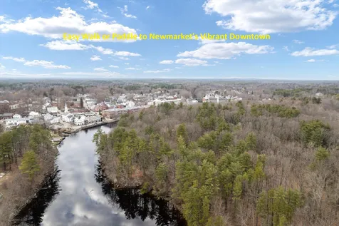17 Great Cove Drive Newmarket NH 03857