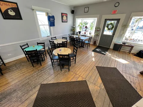 17 Bridge Street Henniker NH 03242