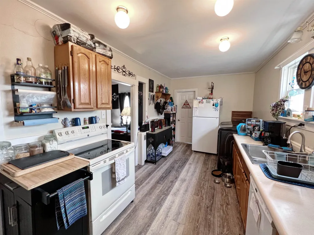 61 High Street Claremont NH 03743