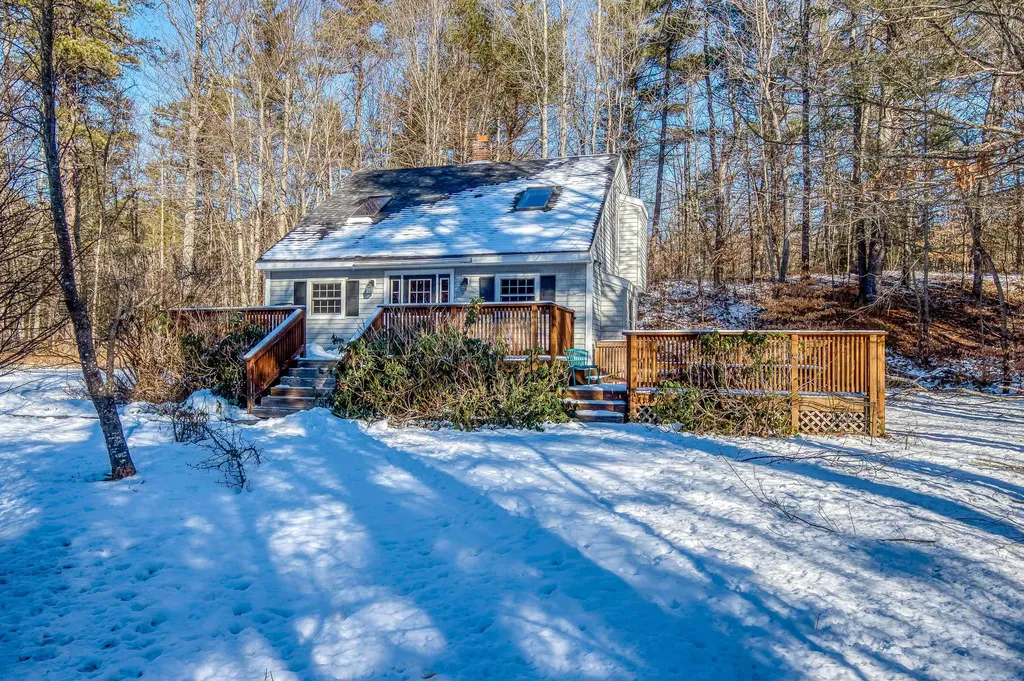 48 Independence Drive Freedom NH 03836