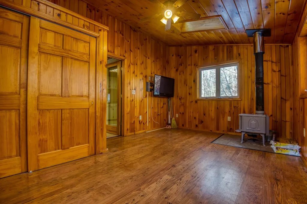 48 Independence Drive Freedom NH 03836
